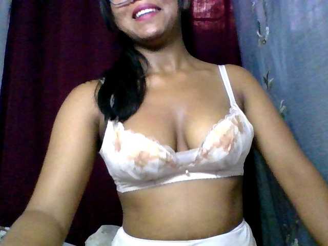 MariahRK's BongaCams show and profile