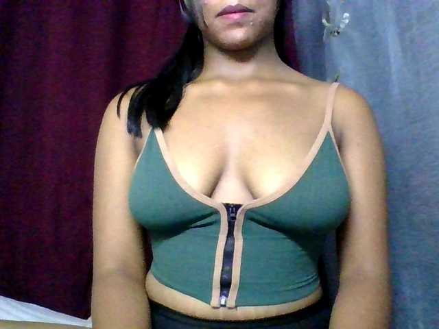 MariahRK's BongaCams show and profile