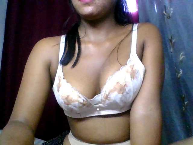 MariahRK's BongaCams show and profile