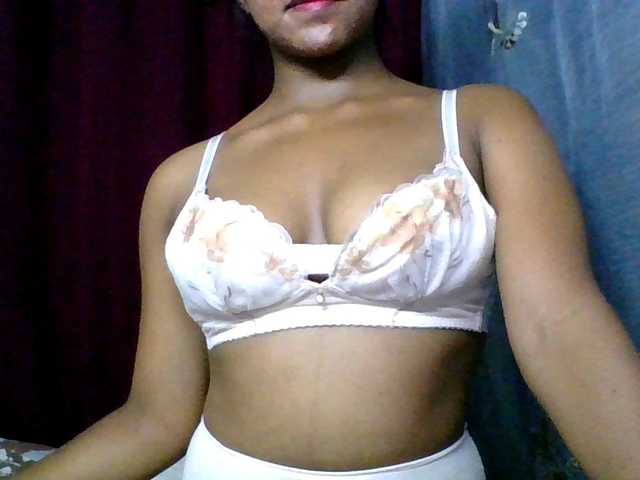 MariahRK's BongaCams show and profile