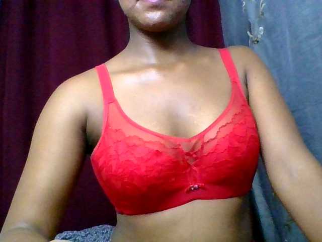 MariahRK's BongaCams show and profile