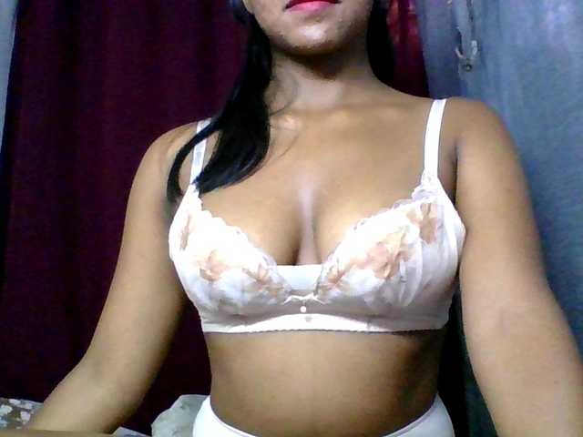 MariahRK's BongaCams show and profile