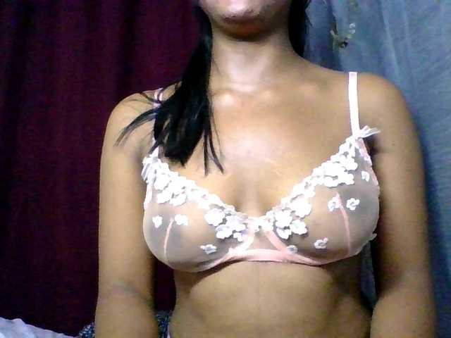 MariahRK's BongaCams show and profile