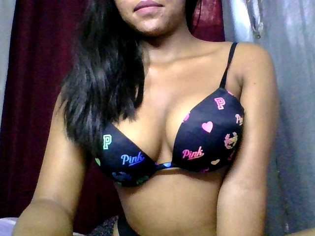 MariahRK's BongaCams show and profile