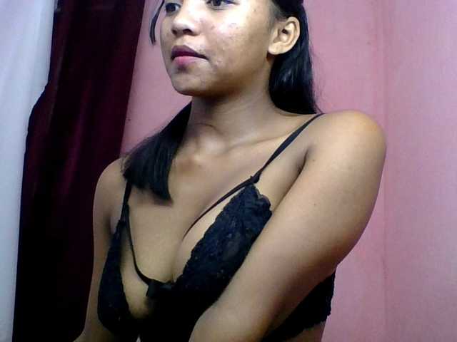 MariahRK's BongaCams show and profile