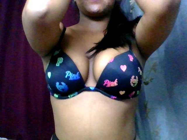 MariahRK's BongaCams show and profile