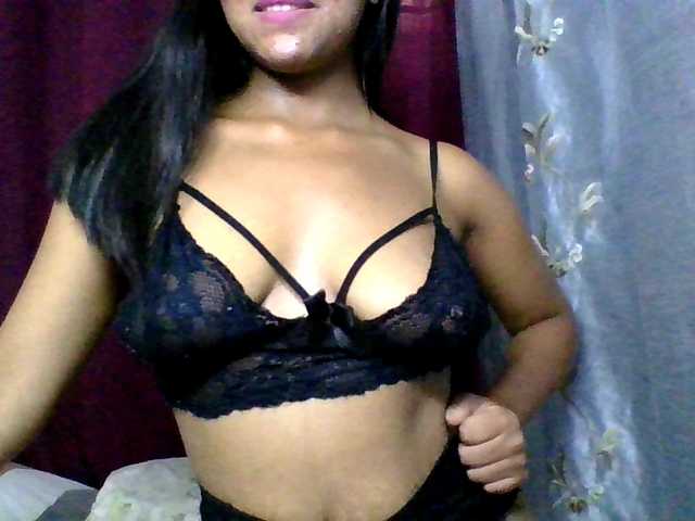 MariahRK's BongaCams show and profile