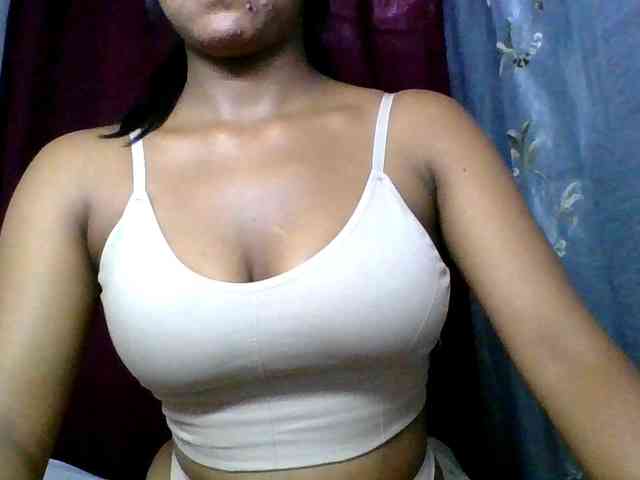 MariahRK Live Webcam on BongaCams