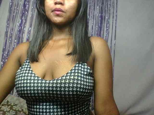 MariahRK's webcam live show
