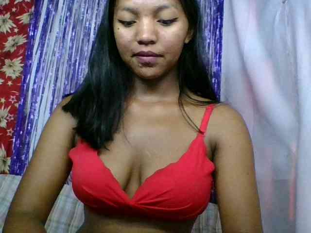 MariahRK Live Webcam on BongaCams