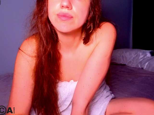 Ahsaka's BongaCams show and profile