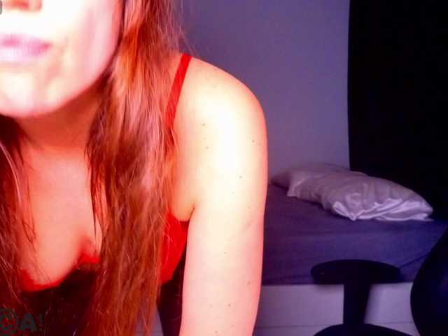 Ahsaka's BongaCams show and profile