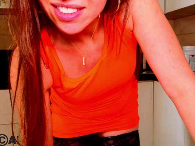 Ahsaka Live Webcam on BongaCams