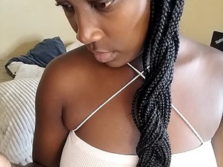 SoniaBella Porn Show