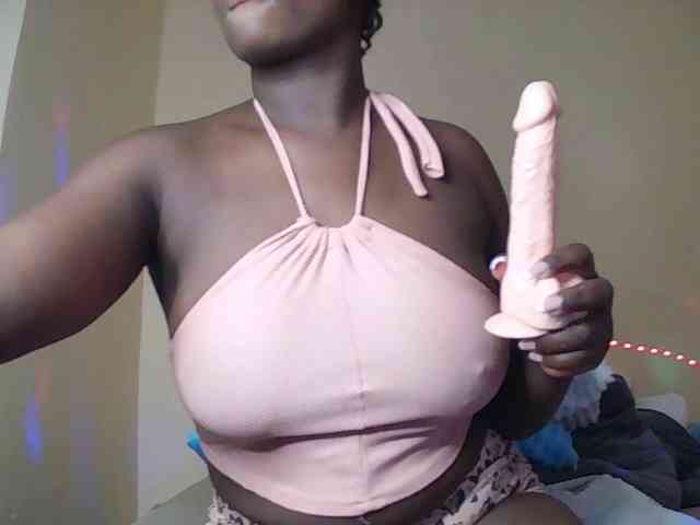 SoniaBella webcam