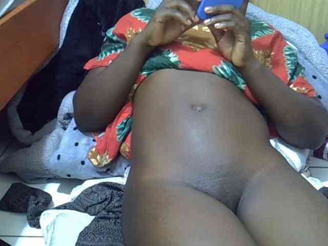 Ebonydora webcam