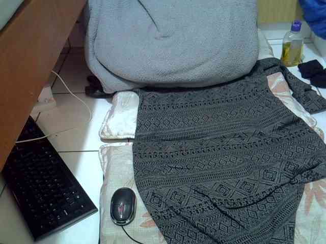 Ebonydora webcam