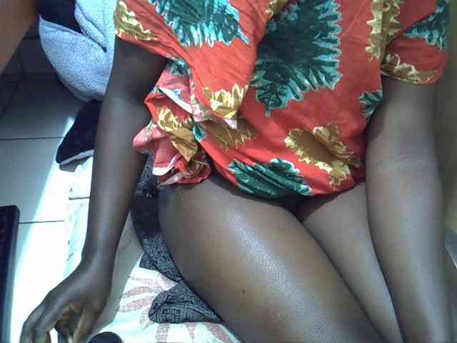 Ebonydora webcam