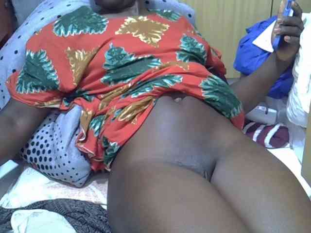 Ebonydora webcam