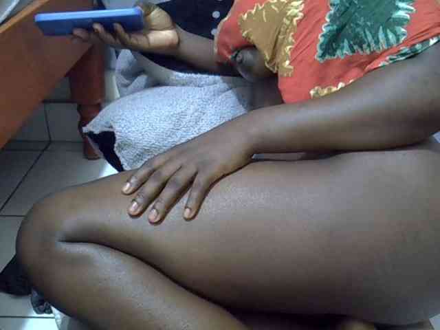 Ebonydora webcam