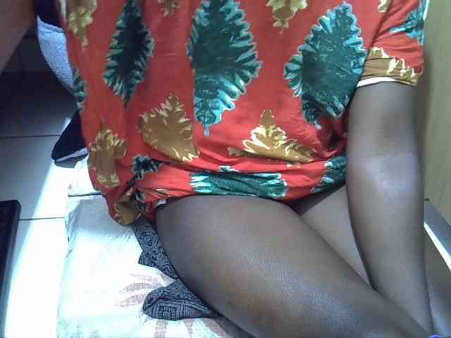 Ebonydora webcam