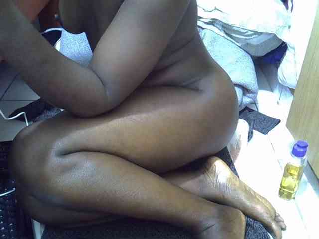 Ebonydora webcam