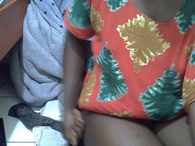 Ebonydora webcam