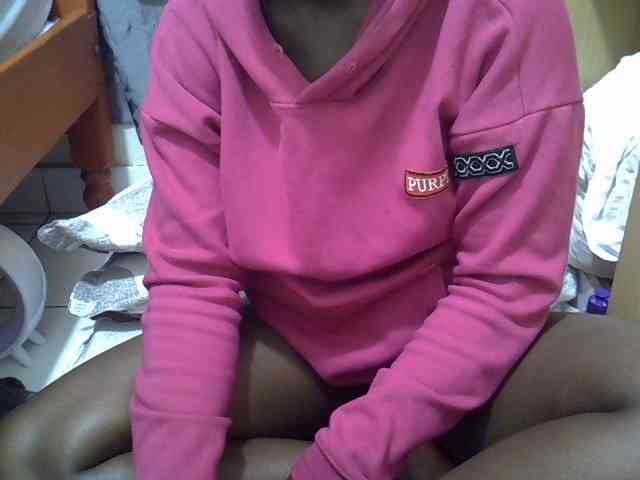 Ebonydora webcam