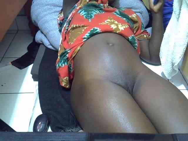 Ebonydora webcam