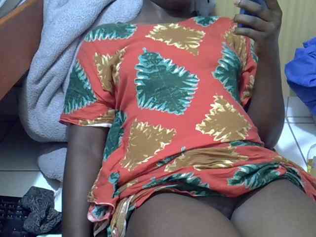 Ebonydora webcam
