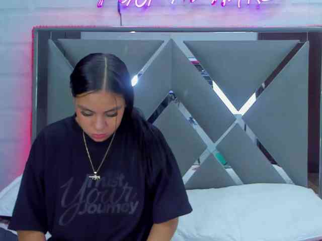 TeenLustLive- webcam