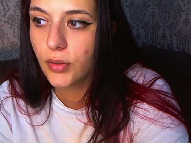 SkySupernova's BongaCams show and profile