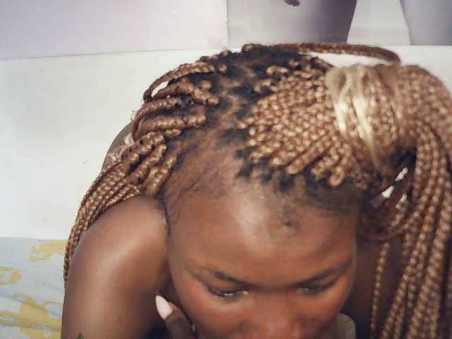 queenivy from BongaCams is Freechat