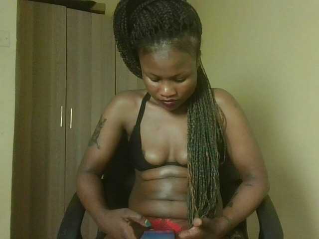 queenivy webcam