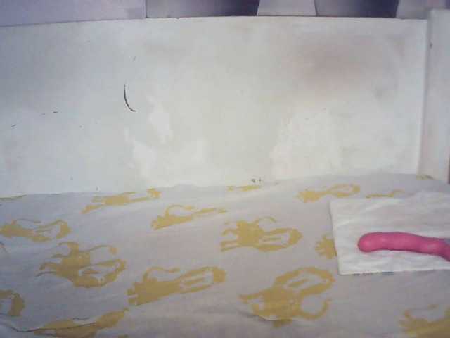 queenivy from BongaCams is Freechat