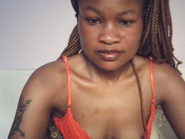 queenivy from BongaCams is Freechat