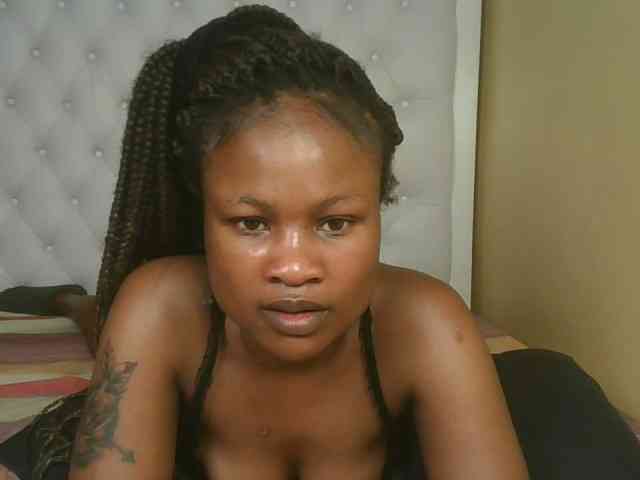 queenivy webcam