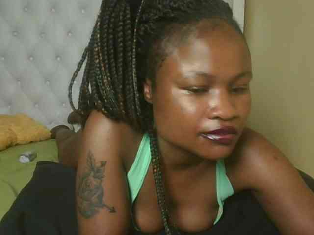 queenivy webcam