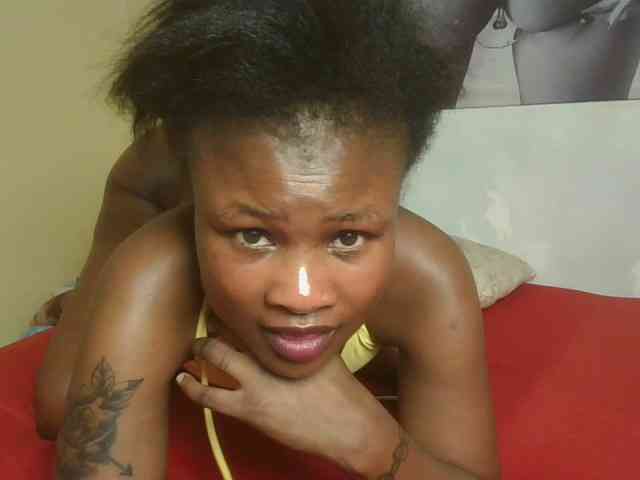 queenivy webcam