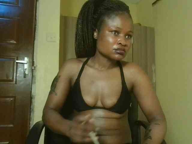 queenivy webcam