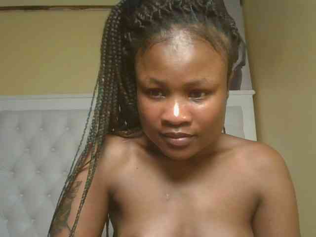 queenivy webcam