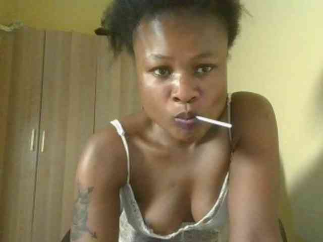 queenivy webcam