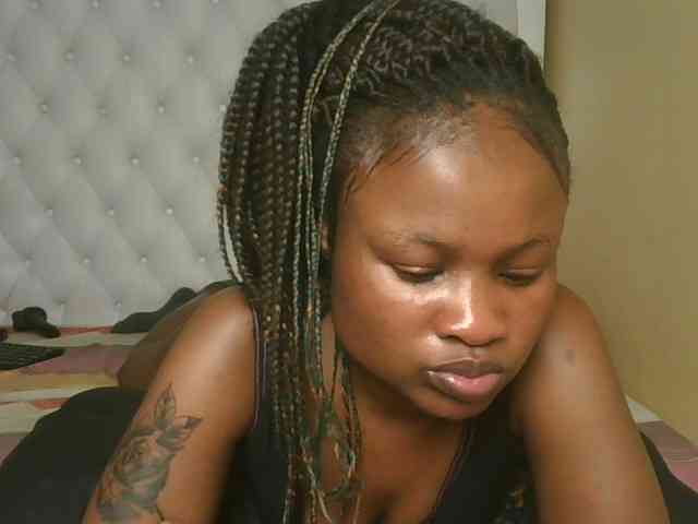 queenivy webcam