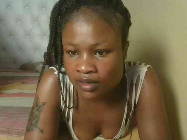 queenivy webcam