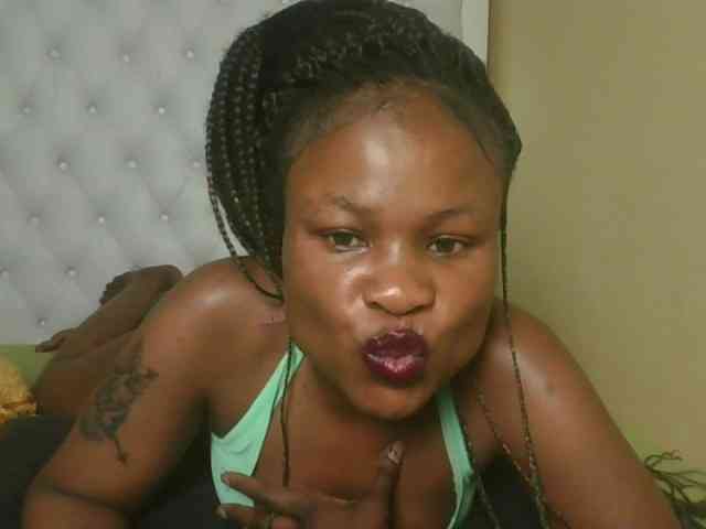 queenivy webcam