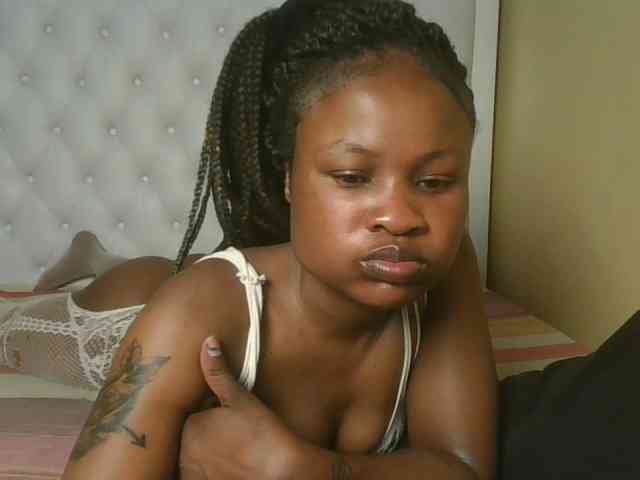 queenivy webcam
