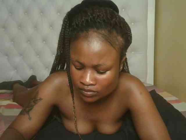 queenivy webcam
