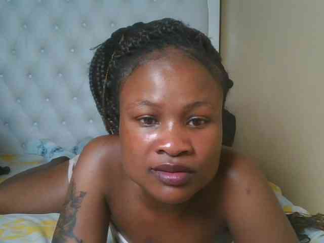 queenivy webcam