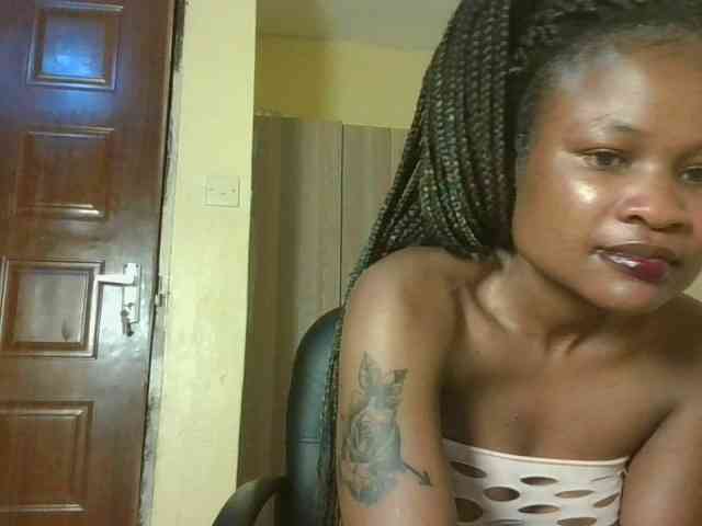 queenivy webcam