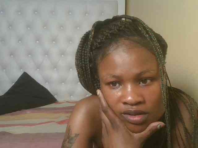 queenivy webcam